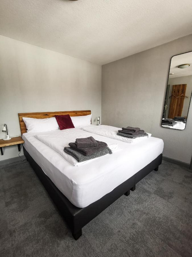 Kontraste Hotel Neumunster Bagian luar foto