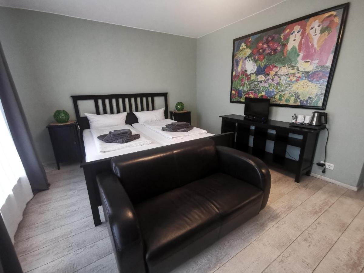 Kontraste Hotel Neumunster Bagian luar foto