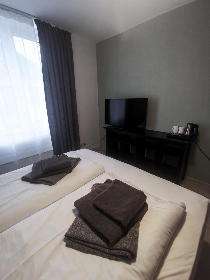 Kontraste Hotel Neumunster Bagian luar foto