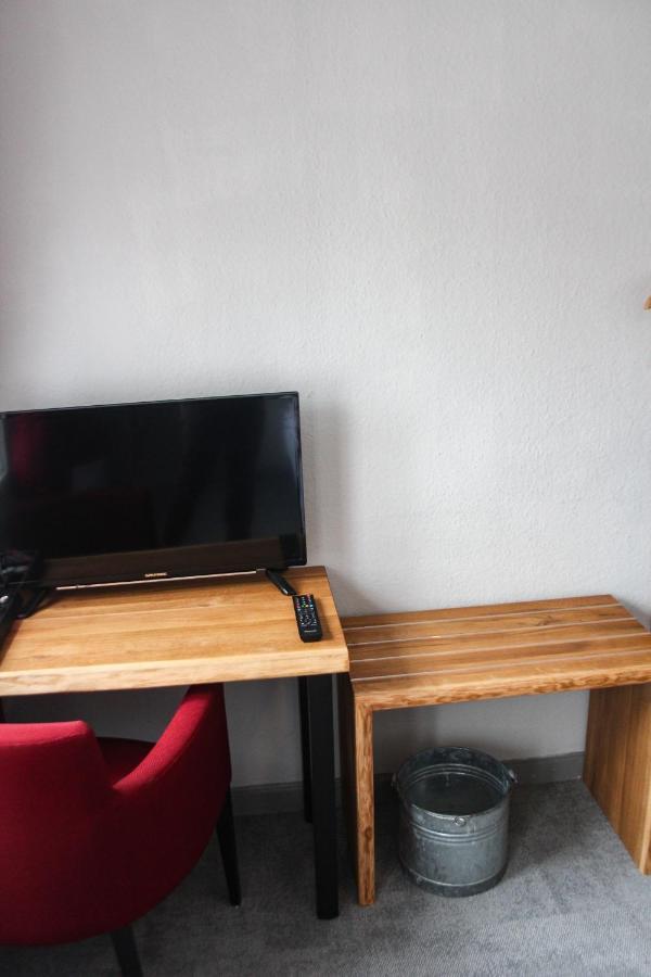 Kontraste Hotel Neumunster Bagian luar foto
