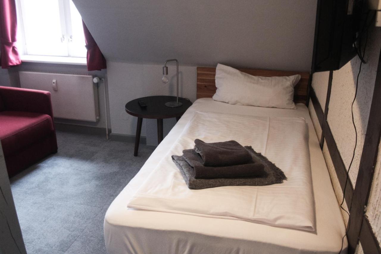 Kontraste Hotel Neumunster Bagian luar foto